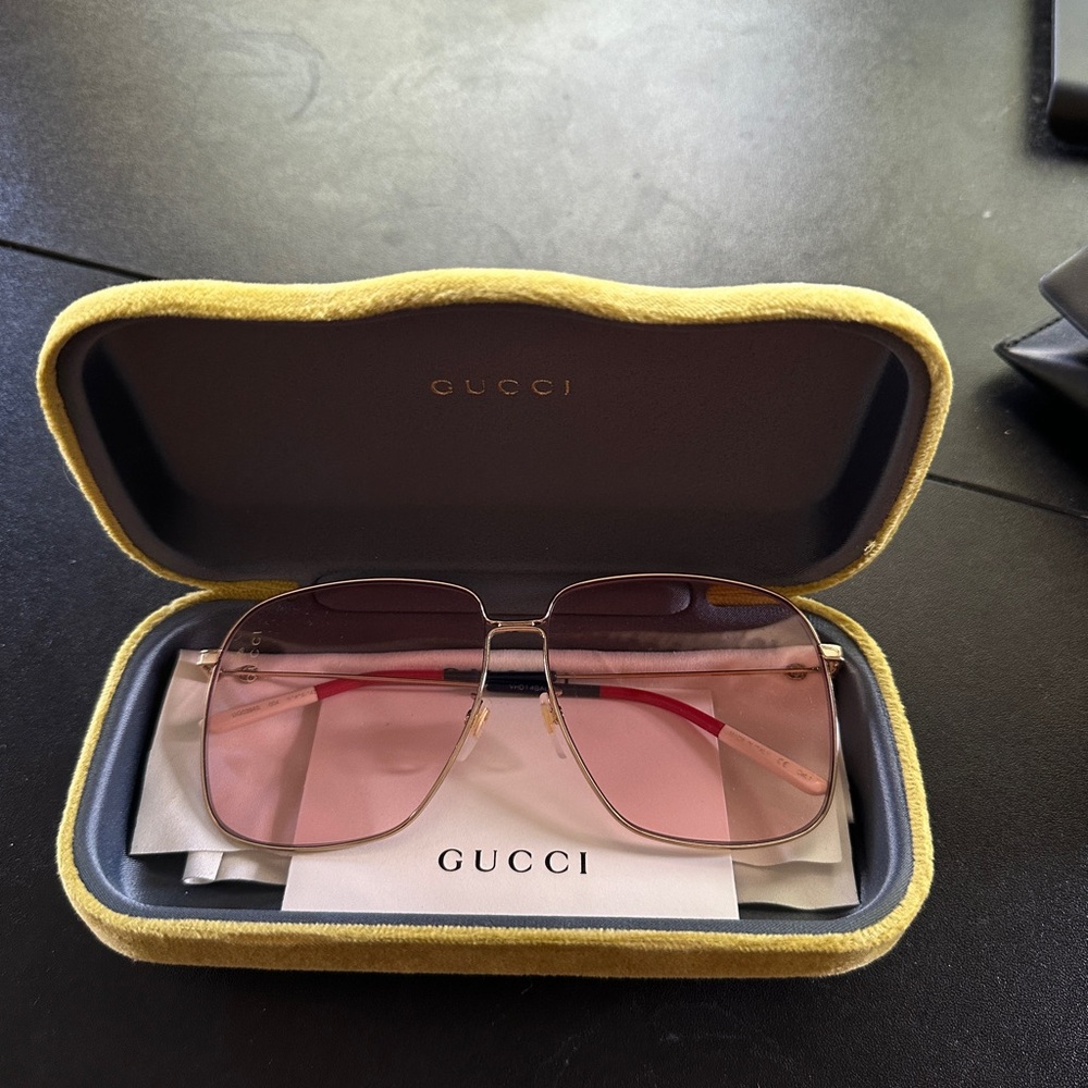 Gucci Rectangular Frame Interlocking G Sunglasses GG0394S Light Pink